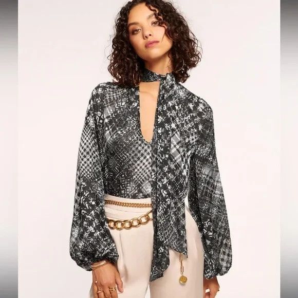 New Ramy Brook Aliyah V Neck Blouse in Houndstooth Burnout Size Large - Picture 1 of 6